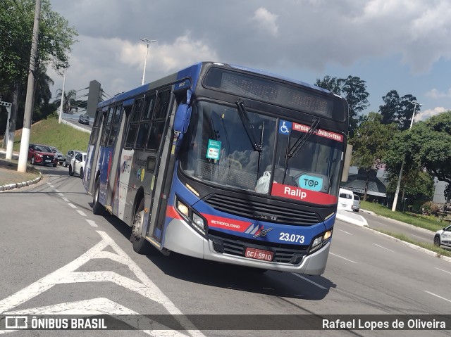 Ralip Transportes Rodoviários 23.073 na cidade de Barueri, São Paulo, Brasil, por Rafael Lopes de Oliveira. Número da foto: #12889014.