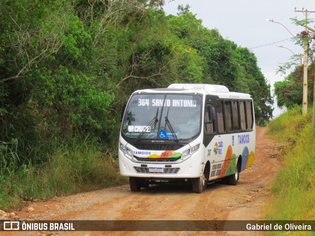 Auto Viação Salineira 747 na cidade de Cabo Frio, Rio de Janeiro, Brasil, por Gabriel de Oliveira. Número da foto: #12889439.