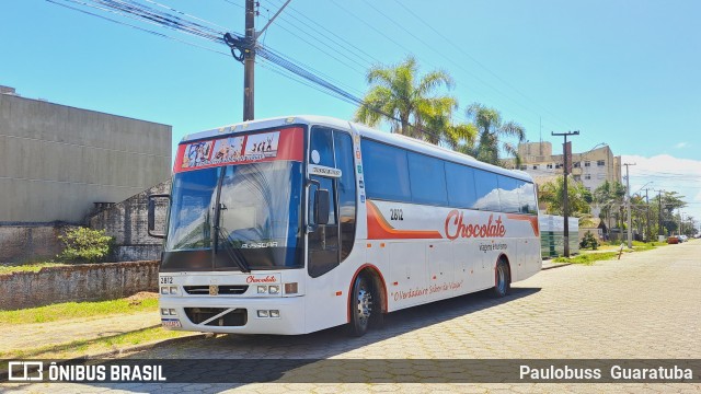 Chocolate Viagens e Turismo 2812 na cidade de Guaratuba, Paraná, Brasil, por Paulobuss  Guaratuba. Número da foto: #12890425.