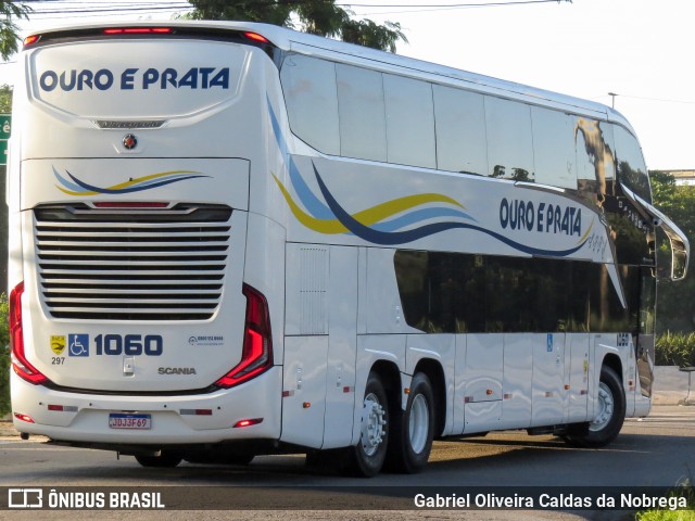 Viação Ouro e Prata 1060 na cidade de São Paulo, São Paulo, Brasil, por Gabriel Oliveira Caldas da Nobrega. Número da foto: #12889523.