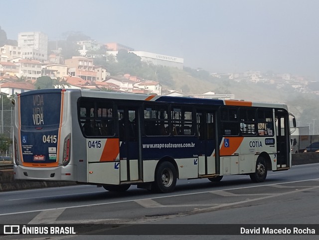 Viação Raposo Tavares Cotia 0415 na cidade de Cotia, São Paulo, Brasil, por David Macedo Rocha. Número da foto: #12892337.