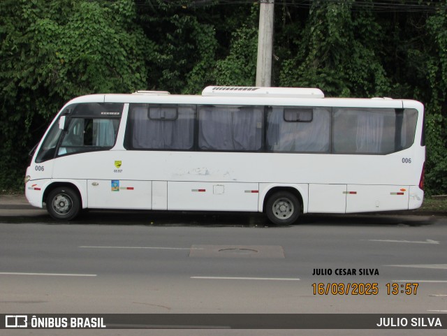 Ônibus Particulares 006 na cidade de Porto Alegre, Rio Grande do Sul, Brasil, por JULIO SILVA. Número da foto: #12890963.