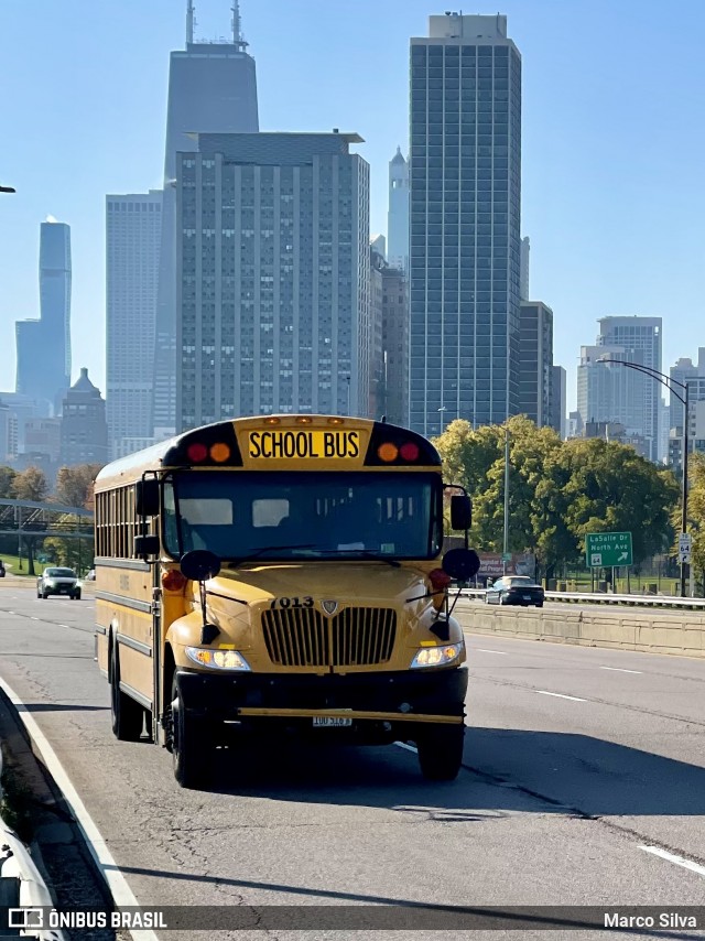 Escolares 7013 na cidade de Chicago, Illinois, Estados Unidos, por Marco Silva. Número da foto: #12894566.