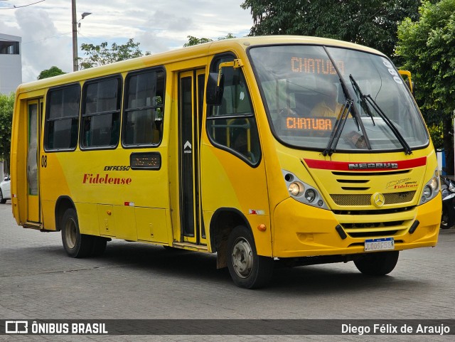 Expresso Fidelense 080 na cidade de São Fidélis, Rio de Janeiro, Brasil, por Diego Félix de Araujo. Número da foto: #12894887.