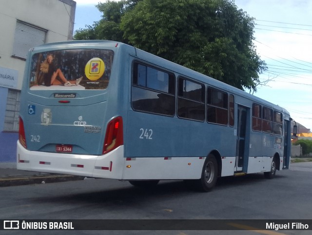 São Jorge de Transportes 242 na cidade de Pelotas, Rio Grande do Sul, Brasil, por Miguel Filho. Número da foto: #12893445.