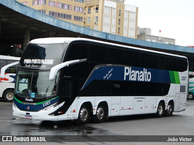 Planalto Transportes 2207 na cidade de Porto Alegre, Rio Grande do Sul, Brasil, por João Victor. Número da foto: #12894858.