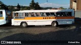 Escolares 4305 na cidade de Irati, Paraná, Brasil, por Richard Silva. Número da foto: #12895007.