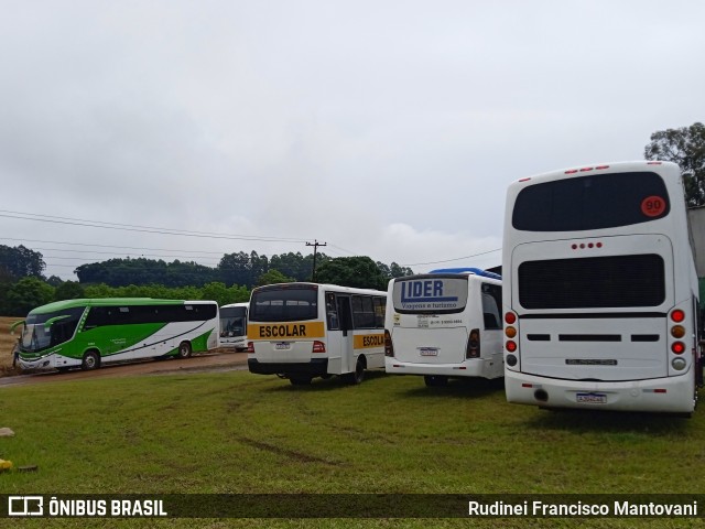 CS Transportes e Turismo 1253 na cidade de Frederico Westphalen, Rio Grande do Sul, Brasil, por Rudinei Francisco Mantovani. Número da foto: #12853410.