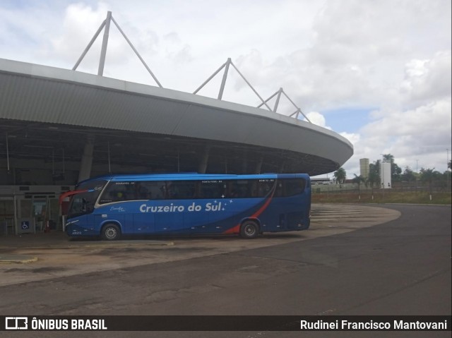 Cruzeiro do Sul Transportes 410292 na cidade de Campo Grande, Mato Grosso do Sul, Brasil, por Rudinei Francisco Mantovani. Número da foto: #12853507.