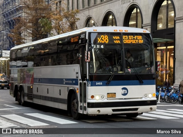 MTA New York City 2453 na cidade de New York, New York, Estados Unidos, por Marco Silva. Número da foto: #12850935.