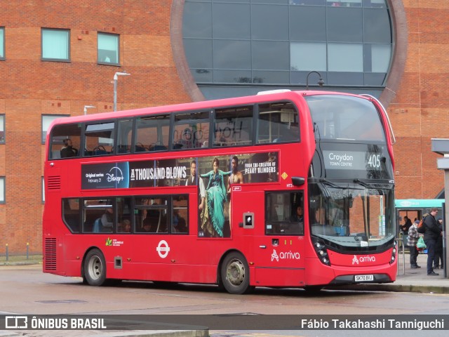 Arriva HT21 na cidade de Redhill, Surrey, Inglaterra, por Fábio Takahashi Tanniguchi. Número da foto: #12853047.