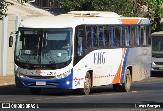 VMG - Viação Minas Gerais 2209 na cidade de Araxá, Minas Gerais, Brasil, por Lucas Borges . Número da foto: #12852027.