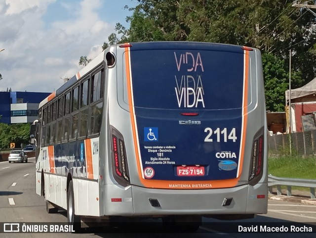 Viação Raposo Tavares Cotia 2114 na cidade de Cotia, São Paulo, Brasil, por David Macedo Rocha. Número da foto: #12853049.