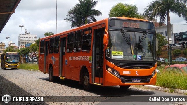 VCG - Viação Campos Gerais 1561 na cidade de Ponta Grossa, Paraná, Brasil, por Kallel Dos Santos. Número da foto: #12897908.