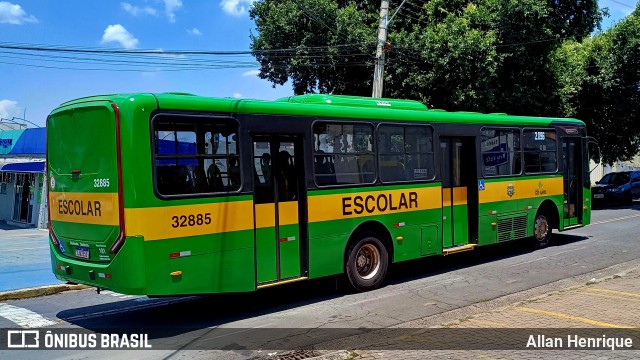Transportes Capellini 32885 na cidade de Paulínia, São Paulo, Brasil, por Allan Henrique. Número da foto: #12897460.