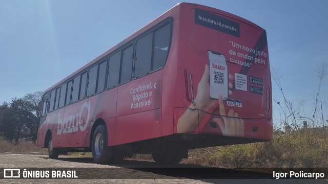Ônibus Particulares 5428 na cidade de Divinópolis, Minas Gerais, Brasil, por Igor Policarpo. Número da foto: #12898433.