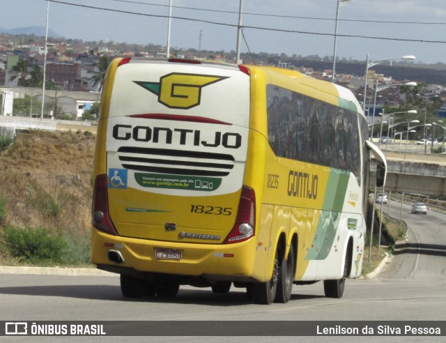 Empresa Gontijo de Transportes 18235 na cidade de Caruaru, Pernambuco, Brasil, por Lenilson da Silva Pessoa. Número da foto: #12898066.