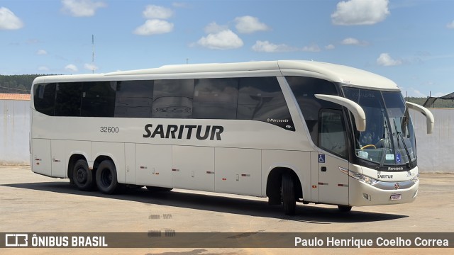 Saritur - Santa Rita Transporte Urbano e Rodoviário 32600 na cidade de Capelinha, Minas Gerais, Brasil, por Paulo Henrique Coelho Correa. Número da foto: #12896868.