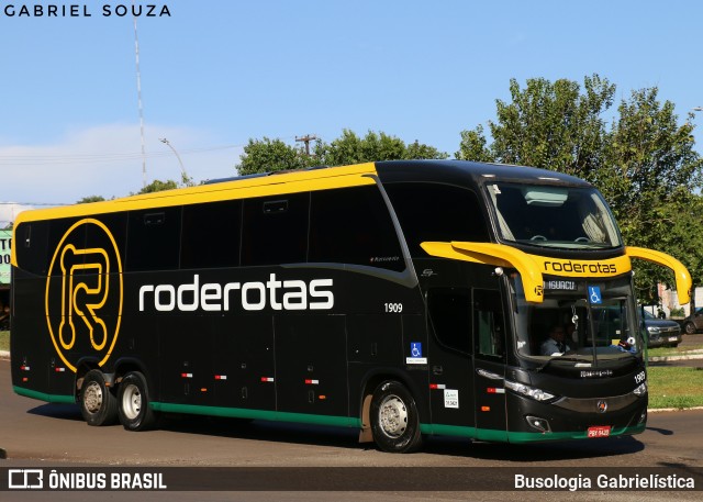 RodeRotas - Rotas de Viação do Triângulo 1909 na cidade de Foz do Iguaçu, Paraná, Brasil, por Busologia Gabrielística. Número da foto: #12899842.