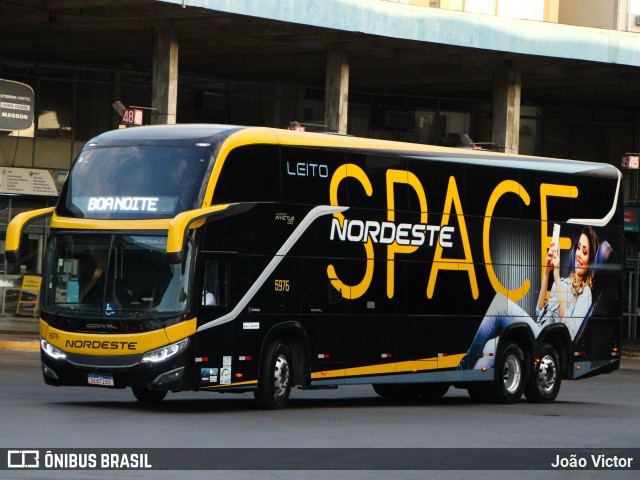 Expresso Nordeste 5976 na cidade de Porto Alegre, Rio Grande do Sul, Brasil, por João Victor. Número da foto: #12899666.
