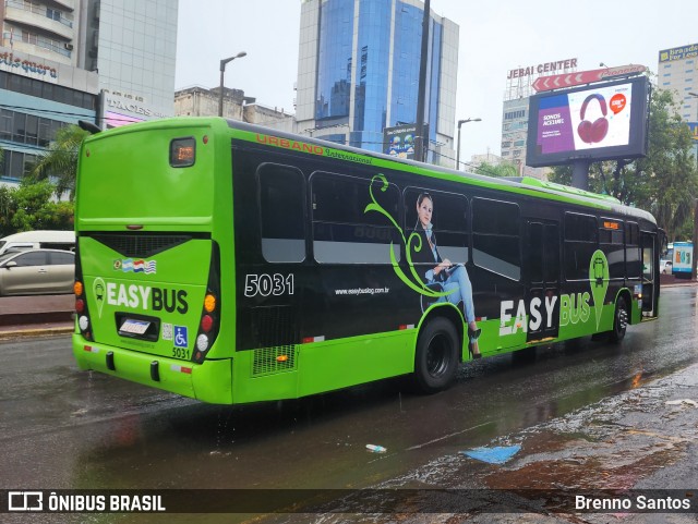 EasyBus 5031 na cidade de Ciudad del Este, Alto Paraná, Paraguai, por Brenno Santos. Número da foto: #12898961.