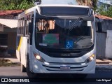 Escolares F66 na cidade de Teresina, Piauí, Brasil, por Luiz Miguel. Número da foto: #:id.