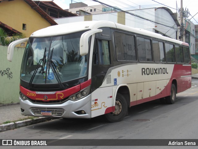 Rouxinol 2290 na cidade de Contagem, Minas Gerais, Brasil, por Adrian Sena. Número da foto: #12902143.