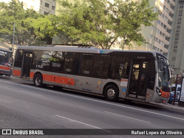 TRANSPPASS - Transporte de Passageiros 8 1526 na cidade de São Paulo, São Paulo, Brasil, por Rafael Lopes de Oliveira. Número da foto: #12900576.