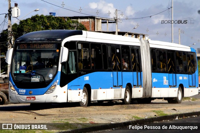 Cidade Alta Transportes 1.108 na cidade de Olinda, Pernambuco, Brasil, por Felipe Pessoa de Albuquerque. Número da foto: #12901105.