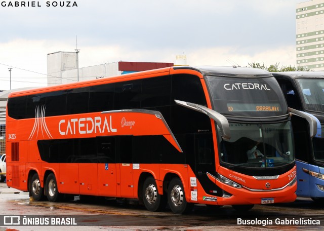 Catedral Turismo 24205 na cidade de Goiânia, Goiás, Brasil, por Busologia Gabrielística. Número da foto: #12901885.