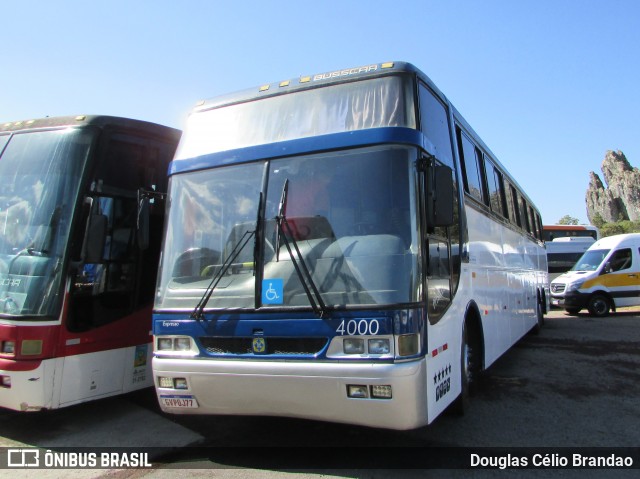 Ônibus Particulares 4000 na cidade de Caeté, Minas Gerais, Brasil, por Douglas Célio Brandao. Número da foto: #12901122.