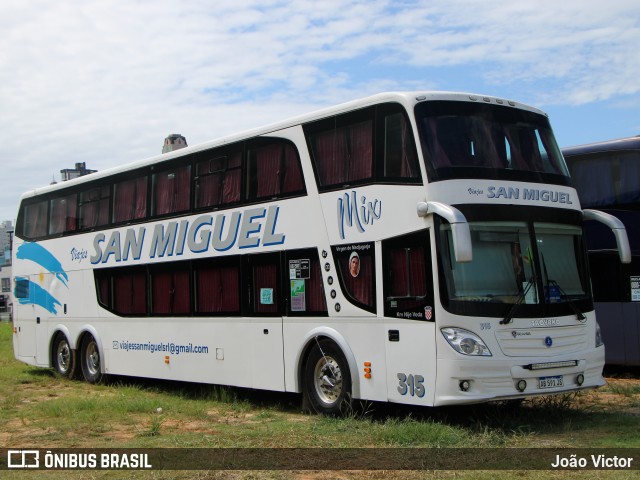 Viajes San Miguel 315 na cidade de Balneário Camboriú, Santa Catarina, Brasil, por João Victor. Número da foto: #12903490.