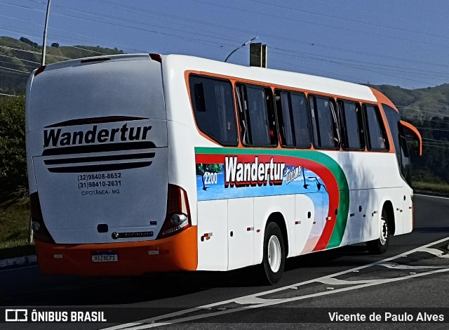 Wandertur Turismo 2200 na cidade de Aparecida, São Paulo, Brasil, por Vicente de Paulo Alves. Número da foto: #12903830.