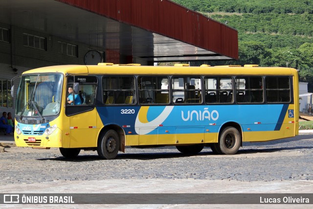 Viação União 3220 na cidade de Manhuaçu, Minas Gerais, Brasil, por Lucas Oliveira. Número da foto: #12902921.