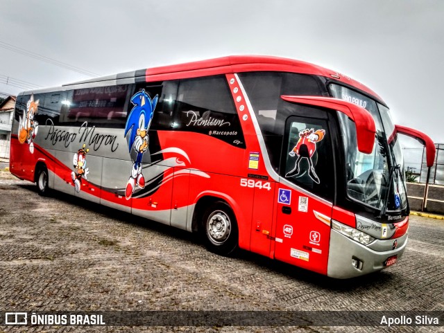 Empresa de Ônibus Pássaro Marron 5944 na cidade de Cruzeiro, São Paulo, Brasil, por Apollo Silva. Número da foto: #12903668.