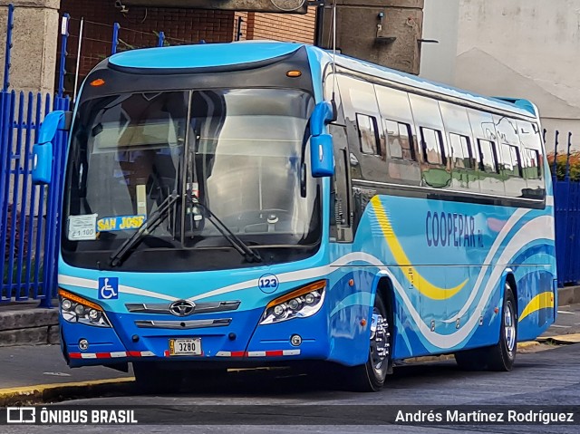 Coopepar RL 123 na cidade de Catedral, San José, San José, Costa Rica, por Andrés Martínez Rodríguez. Número da foto: #12907591.