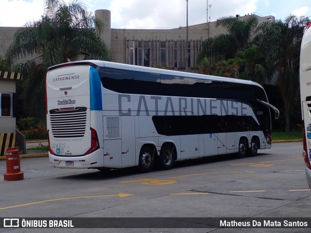 Auto Viação Catarinense 324305 na cidade de São Paulo, São Paulo, Brasil, por Matheus Da Mata Santos. Número da foto: #12907843.