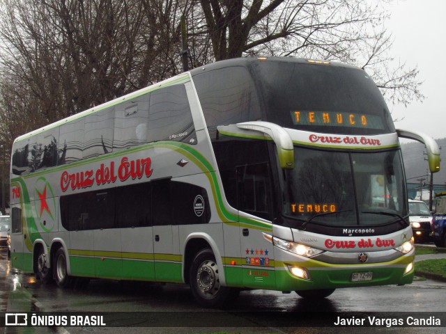 Cruz del Sur 715 na cidade de Temuco, Cautín, Araucanía, Chile, por Javier Vargas Candia. Número da foto: #12905055.