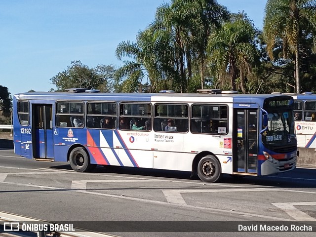 Auto Viação Bragança Metropolitana > Viação Raposo Tavares 12.192 na cidade de Cotia, São Paulo, Brasil, por David Macedo Rocha. Número da foto: #12906575.