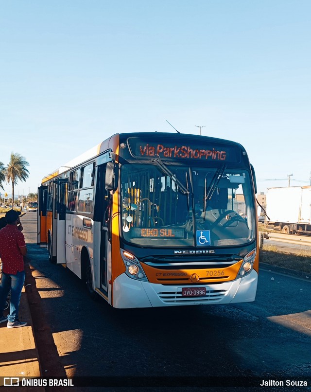 CT Expresso 70256 na cidade de Valparaíso de Goiás, Goiás, Brasil, por Jailton Souza. Número da foto: #12908011.