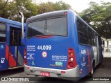 Viação Jacareí 44.009 na cidade de Mogi das Cruzes, São Paulo, Brasil, por Luiz Henrique. Número da foto: #:id.