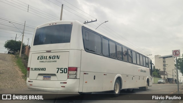 Viação Edilson 750 na cidade de Divinópolis, Minas Gerais, Brasil, por Flávio Paulino. Número da foto: #12909686.