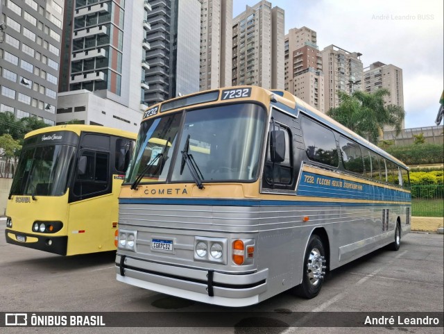 Ônibus Particulares 7232 na cidade de Barueri, São Paulo, Brasil, por André Leandro. Número da foto: #12908906.