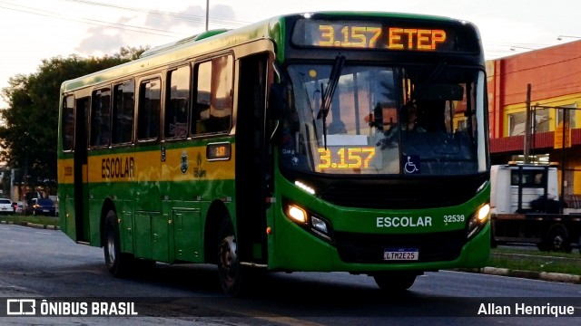 Transportes Capellini 32539 na cidade de Paulínia, São Paulo, Brasil, por Allan Henrique. Número da foto: #12908493.