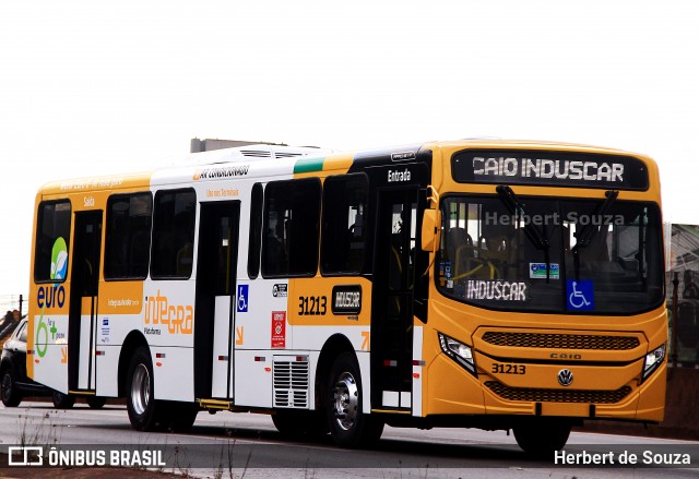 Plataforma Transportes 31213 na cidade de Contagem, Minas Gerais, Brasil, por Herbert de Souza. Número da foto: #12910015.
