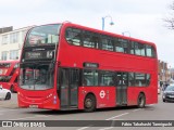 Sullivan Bus & Coach E49 na cidade de Potters Bar, Hertfordshire, Inglaterra, por Fábio Takahashi Tanniguchi. Número da foto: #12909791.
