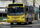 Viação Sudeste 130 na cidade de Marataízes, Espírito Santo, Brasil, por Guilherme Neves. Número da foto: #12909369.