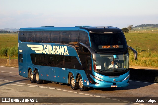 Viação Águia Branca 50800 na cidade de Lorena, São Paulo, Brasil, por João Felipe. Número da foto: #12911651.