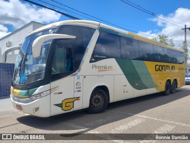 Empresa Gontijo de Transportes 16060 na cidade de Minas Novas, Minas Gerais, Brasil, por Ronnie Damião. Número da foto: #12912863.
