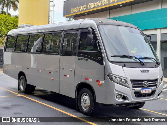 Flaviotur RXM5B82 na cidade de Itajaí, Santa Catarina, Brasil, por Jonatan Eduardo Jurk Ramos. Número da foto: #12913506.